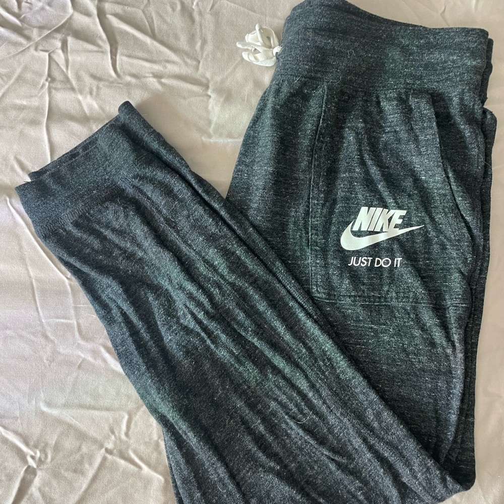 Nike heathered grey joggers size XL